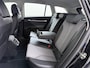 Skoda Enyaq iV 80 204PK SOH 91% Verlichte Grille Trekhaak Stoel+Stuurverwarming 3-Zone Ecc Camera Apple Carplay Android Auto Navi Sport Pakket Led Matrix Rijstrooksensor Isofix Keyless 1.000KG Trekgewicht Origineel Nederlandse Auto