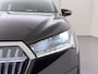 Skoda Enyaq iV 80 204PK SOH 91% Verlichte Grille Trekhaak Stoel+Stuurverwarming 3-Zone Ecc Camera Apple Carplay Android Auto Navi Sport Pakket Led Matrix Rijstrooksensor Isofix Keyless 1.000KG Trekgewicht Origineel Nederlandse Auto