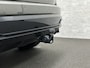 Audi Q3 35 TFSI S-Line | ACC | Trekhaak | Leder | Sportstoelen | Matrix-LED | Standkachel | Sfeerverlichting | Uniek Interieur | Carplay | 20 inch | Audi-Sound | Getint Glas | Lane-Assist | Stoelverwarming | Virtual-Cockpit | Dodehoek |