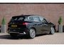 BMW 2-Serie Active Tourer 218i 136pk Aut. Luxury Line | Navi | App Connect | Climate | Leder | Elektrische Achterklep | Camera | Sfeerverlichting | Cruise