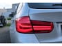 BMW 3-Serie Touring 318i Corp Lease Hig Exe. M-Sport LED_LEDER_PRO-NAVI_PDC V+A_18-INCH.