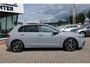 Volkswagen Golf 1.5 eTSI Style 1e EIG_IQ-LED_PANO_HUD_ADAP-CRUIS_CAM_KEYLESS.