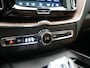 Volvo XC60 T6 AWD Plus Dark LONG RANGE PHEV 350pk Dealer O.H. | Trekhaak Af Fabriek | Panodak | Adaptive Cruise | 360 Camera | Nappa Lederen Sportstoelen Memory & Ventilatie | Blis | Keyless | Stoelen & Stuur Verwarmd | Google Assistent | Apple Carplay Plug In Hybrid |