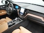 Volvo XC60 T6 AWD Plus Dark LONG RANGE PHEV 350pk Dealer O.H. | Trekhaak Af Fabriek | Panodak | Adaptive Cruise | 360 Camera | Nappa Lederen Sportstoelen Memory & Ventilatie | Blis | Keyless | Stoelen & Stuur Verwarmd | Google Assistent | Apple Carplay Plug In Hybrid |