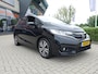 Honda Jazz 1.3 i-VTEC 102pk CVT Elegance + 4 Seizoenenbanden en Verlichte Instaplijsten en Spoiler en Groot Navigatiesysteem