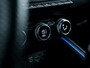 Renault Clio 1.0 TCe R.S. Line | Bose Audio | Dode Hoek | 360 Camera | LED Koplampen | LED Mistlampen | 9.3 Inch Multimedia | DAB+ | RS Line | Climate Control | Cruise Control | All Season Banden | Parkeer Assistent | Sfeerverlichting |