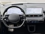 Hyundai Ioniq 5 Lounge 77.4 kWh / Dealer Onderhouden/ Accu SoH 99 % / WLTP 507 km / CCS Snel Laden / Lederen Bekleding / Stoelventilatie / Elektr. Voorstoelen / Elektrische Achterklep / Stuur-, Stoel- & Achterbankverwarming / Rondomzicht camera / Navi / Apple Carplay & Android Auto / 19" LM wielen /