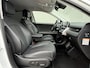 Hyundai Ioniq 5 Lounge 77.4 kWh / Dealer Onderhouden/ Accu SoH 99 % / WLTP 507 km / CCS Snel Laden / Lederen Bekleding / Stoelventilatie / Elektr. Voorstoelen / Elektrische Achterklep / Stuur-, Stoel- & Achterbankverwarming / Rondomzicht camera / Navi / Apple Carplay & Android Auto / 19" LM wielen /
