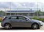 Mercedes-Benz A-klasse 200 4MATIC 164 pk Premium | Open dak | Camera | Carplay | DAB | Vrtual cockpit | Stoelverwarming | Full LED