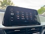 Volkswagen T-Roc 1.0 TSI Life Business CAMERA / ACC / STOEL & STUURVERW / LED / KEYLESS GO / TELEFOONLADER / ECC / CARPLAY / NAVI
