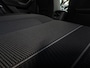 Volkswagen T-Roc 1.0 TSI Life Business CAMERA / ACC / STOEL & STUURVERW / LED / KEYLESS GO / TELEFOONLADER / ECC / CARPLAY / NAVI