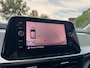 Volkswagen T-Roc 1.0 TSI Life Business CAMERA / ACC / STOEL & STUURVERW / LED / KEYLESS GO / TELEFOONLADER / ECC / CARPLAY / NAVI