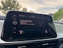 Volkswagen T-Roc 1.0 TSI Life Business CAMERA / ACC / STOEL & STUURVERW / LED / KEYLESS GO / TELEFOONLADER / ECC / CARPLAY / NAVI