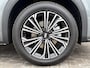 Geely Starray EM-i 1.5 Max+ / 29,8 kWh / 136km WLTP / max 1055km Actieradius / PHEV / Plug-in / Fabrieksgarantie tot 07-2034 / Stoelverwarming voor en achter / Stoelmassage / Schuif-kantel dak / Stoelventilatie / Stuurverwarming / Elektrisch verstelbare stoelen / Elektrische achterklep / Adaptieve cruise control / Apple Carplay/Android Auto / Navigatie /