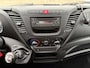 IVECO Daily 35S15 3.0 L4 Open laadbak Cruise control Luchtgeveerde stoel Airco 3.5T Trekhaak