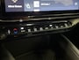 Alfa Romeo Junior Elettrica Automaat 156PK Adaptieve Cruise Control LMV 18 inch Full Led Matrix Parkeer sensoren Navigatie Apple Carplay / Android auto  Climate Control
