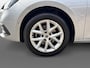 SEAT Leon Sportstourer 1.0 eTSI Style Business Intense | Metallic lak| Navigatie| Digitale cockpit| Parkeer sensoren V\A| Camera| Stuur verwarming| Keyless start| Zeer nette auto