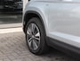 Skoda Karoq 1.5 TSI 150 pk ACT Tour | Trekhaak | SmartLink | Stoel + Stuurverwarming | Voorruit Verwarming | Cruise control | PDC Achter |