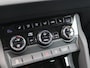 Skoda Karoq 1.5 TSI 150 pk ACT Tour | Trekhaak | SmartLink | Stoel + Stuurverwarming | Voorruit Verwarming | Cruise control | PDC Achter |