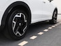 Volkswagen T-Roc 1.5 eTSI R-Line 150pk DSG | Led Matrix | Camera | Trekhaak | Elektrische achterklep | Stoel- & Stuurverwarming | Keyless | Navigatie | Cruise control |