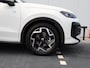 Volkswagen T-Roc 1.5 eTSI R-Line 150pk DSG | Led Matrix | Camera | Trekhaak | Elektrische achterklep | Stoel- & Stuurverwarming | Keyless | Navigatie | Cruise control |