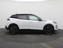 Peugeot 2008 1.2 Hybrid 145 GT | Camera Voor en Achter | Drive Assist | Adaptieve Cruise Control | Parkeersensoren Voor en Achter | Navigatie | Apple Carplay/Android Auto | 18" Inch Lichtmetalen Velgen