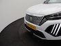 Peugeot 2008 1.2 Hybrid 145 GT | Camera Voor en Achter | Drive Assist | Adaptieve Cruise Control | Parkeersensoren Voor en Achter | Navigatie | Apple Carplay/Android Auto | 18" Inch Lichtmetalen Velgen