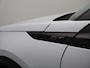 Peugeot 2008 1.2 Hybrid 145 GT | Camera Voor en Achter | Drive Assist | Adaptieve Cruise Control | Parkeersensoren Voor en Achter | Navigatie | Apple Carplay/Android Auto | 18" Inch Lichtmetalen Velgen