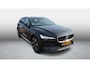 Volvo V60 Cross Country 2.0 B5 AWD Pro | Trekhaak | Panoramadak | Achteruitrijcamera | Parkeersensoren | Keyless Entry | Elektrische Achterklep | Elektrisch Verstelbare Voorstoelen | Stoelverwarming | Navigatie | Apple Carplay | Android Auto | Lichtmetalen Velgen 20 inch