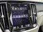Volvo V60 Cross Country 2.0 B5 AWD Pro | Trekhaak | Panoramadak | Achteruitrijcamera | Parkeersensoren | Keyless Entry | Elektrische Achterklep | Elektrisch Verstelbare Voorstoelen | Stoelverwarming | Navigatie | Apple Carplay | Android Auto | Lichtmetalen Velgen 20 inch