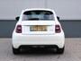 Fiat 500e Icon 42 kWh 118pk | Camera | Apple Carplay/Android Auto | Verwarmde voorstoelen | Climate Control