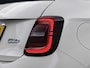 Fiat 500C 118pk Icon 42 kWh Automaat | Apple Carplay/Android Auto | Armsteun | Camera | Climate Control | Cruise Control | StoelVerwarming | Isofix | Parkeersensoren | DAB Radio |