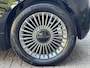 Fiat 500e Icon 42 kWh | ACCU 98% | Stoelverwarming | Achteruitrijcamera | Dodehoekdetectie | Parkeersensoren