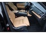 Volvo XC90 T5 AWD Inscription 7P. | Trekhaak | Head up | Schuif/kantel dak | Camera achter | Memory seats | Stoel & stuurverwarming | Stoelverkoeling |