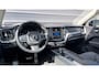 Volvo XC60 T6 350PK AWD Core Bright | BLIS | Climate Pack | Trekhaak | All season | Priv glas | Full LED