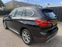 BMW X1 sDrive20i Centennial High Executive Leer/HU/Navigatie/LMV