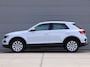 Volkswagen T-Roc 1.5 TSI Style Automaat *Navigatie*Parkeersens.*Stoelverw.*