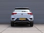 Volkswagen T-Roc 1.5 TSI Style Automaat *Navigatie*Parkeersens.*Stoelverw.*