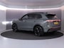 Volkswagen Tiguan 1.5 eHybrid R-Line Edition 272 pk Automaat (DSG) | Verlengde garantie | Navigatie | Panoramadak | Trekhaak (wegklapbaar) | Parkeersensoren (Park assist) | Rondomzicht camera | R-Line |