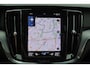 Volvo V60 B4 Business Pro - IntelliSafe Assist & Surround - Parkeercamera achter - Verwarmde voorstoelen - Parkeersensoren achter - High Performance audio - 17' LMV
