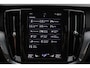 Volvo V60 B4 Business Pro - IntelliSafe Assist & Surround - Parkeercamera achter - Verwarmde voorstoelen - Parkeersensoren achter - High Performance audio - 17' LMV