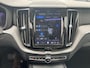 Volvo XC60 T6 Plug-in hybrid AWD R-Design | Black Pakket | Power Seats | Trekhaak | Panoramadak | Climate Pack |