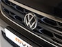 Volkswagen T-Roc 1.5 TSI Style 150pk / Stoelverwarming / Achteruitrijcamera / Stuurwielverwarming / Apple carplay /