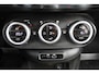 Fiat 500X Cross 1.4 Turbo MultiAir Cross | Incl. 12 maanden garantie | Navigatie l Cruise control l Climate control l Bluetooth l Trekhaak l Achterruitrijcamera l DAB radio |