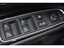 Mitsubishi Outlander 2.4 PHEV Intense | AWD | Stoelverwarming | Camera + Sensoren Voor/ Achter |