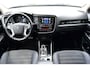 Mitsubishi Outlander 2.4 PHEV Intense | AWD | Stoelverwarming | Camera + Sensoren Voor/ Achter |