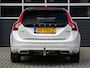 Volvo V60 2.4 D5 Twin Engine Special Edition | Leder | Xenon | Camera | Stoelverwarming | Elektr. stoel | Trekhaak