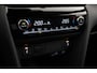 Toyota Yaris Cross 1.5 Hybrid 130 Executive | Dodehoek detectie | Matrix LED | Head-up display | Stoel-/stuurverwarming | Verwarmbare voorruit | JBL | Apple Carplay / Android Auto | Parkeersensoren voor/achter | Camera | 18 inch