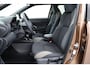 Toyota Yaris Cross 1.5 Hybrid 130 Executive | Dodehoek detectie | Matrix LED | Head-up display | Stoel-/stuurverwarming | Verwarmbare voorruit | JBL | Apple Carplay / Android Auto | Parkeersensoren voor/achter | Camera | 18 inch