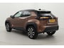 Toyota Yaris Cross 1.5 Hybrid 130 Executive | Dodehoek detectie | Matrix LED | Head-up display | Stoel-/stuurverwarming | Verwarmbare voorruit | JBL | Apple Carplay / Android Auto | Parkeersensoren voor/achter | Camera | 18 inch
